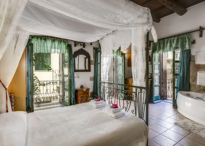 Gasthuis Ifigenia By Captain Michalis