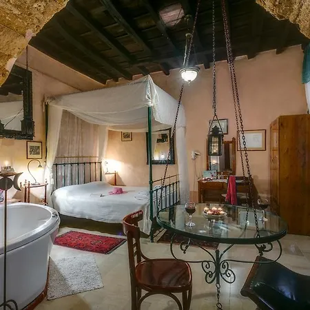Gasthof Ifigenia By Captain Michalis Chania (Crete)