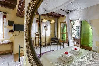 Ifigenia By Captain Michalis Gæstehus Chania (Crete)