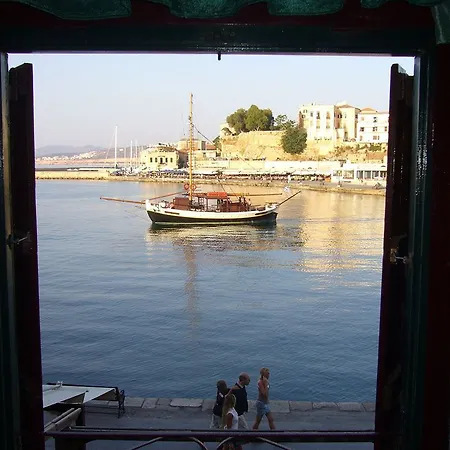 Gasthuis Ifigenia By Captain Michalis