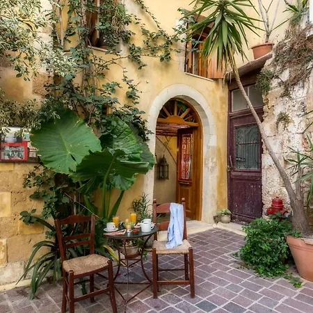 Ifigenia By Captain Michalis Gæstehus