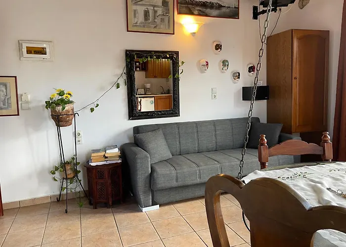 Pensión Ifigenia By Captain Michalis 3*