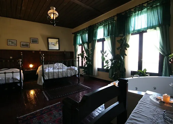 Pensión Ifigenia By Captain Michalis La Canea