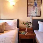 Guest house Ifigenia By Captain Michalis Chania (Crete)