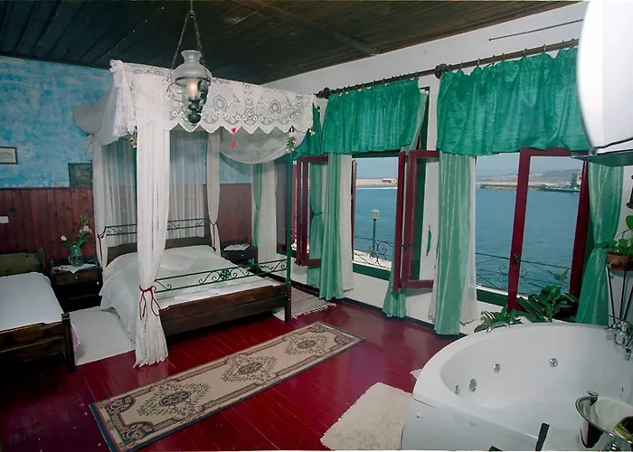 Ifigenia By Captain Michalis 3* Chania (Crete)